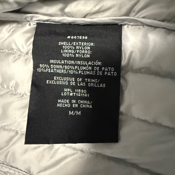 32 Degree Women’s Down Weatherproof Grey‎ Vest Size M - Picture 9 of 9